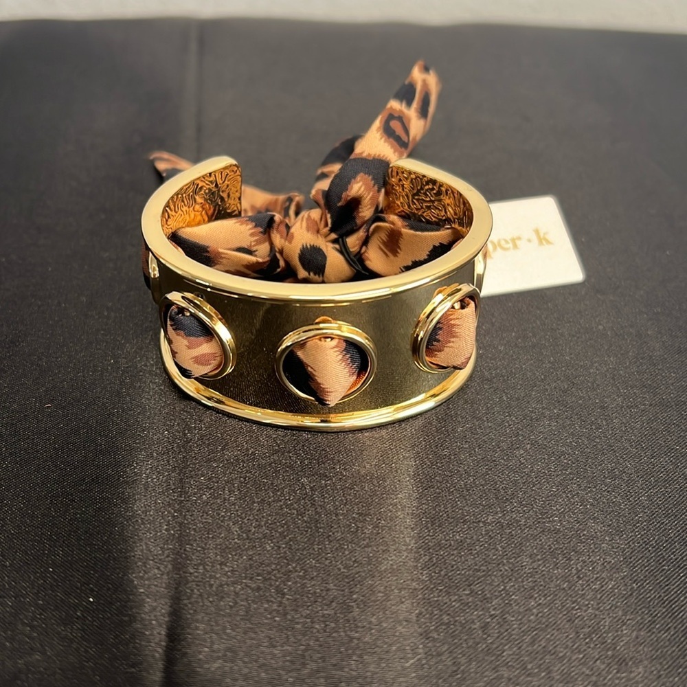 Piper K | Chunky Leopard Print Bracelet